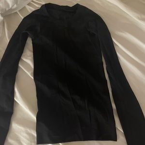 black long sleeve swiftly tech size 0